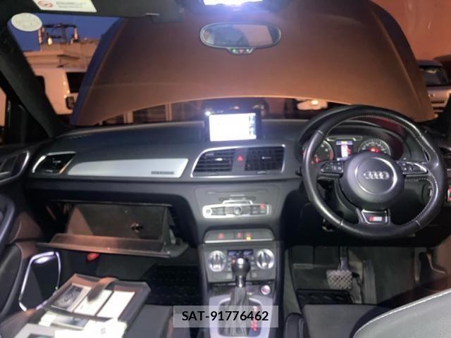 Audi Q3 2013-08 7508134-15
