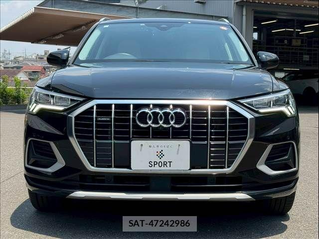 Audi Q3 2021-05 7499607-12