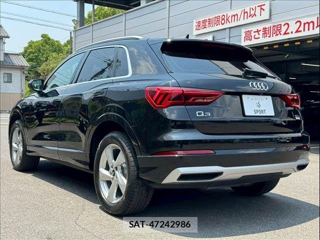 Audi Q3 2021-05 7499607-16