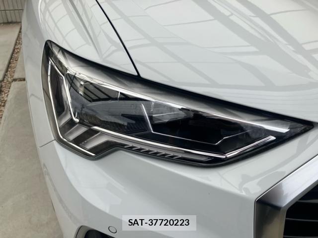 Audi Q3 2023-08 7720971-2