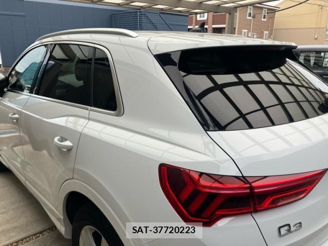 Audi Q3 2023-08 7720971-4