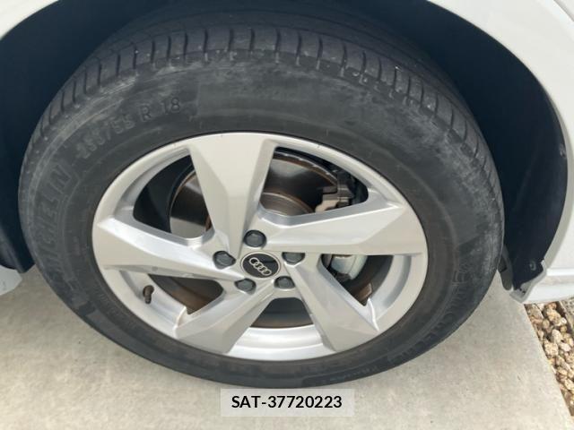 Audi Q3 2023-08 7720971-6