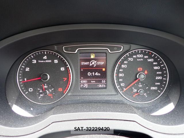 Audi Q3 2013-12 7720967-9