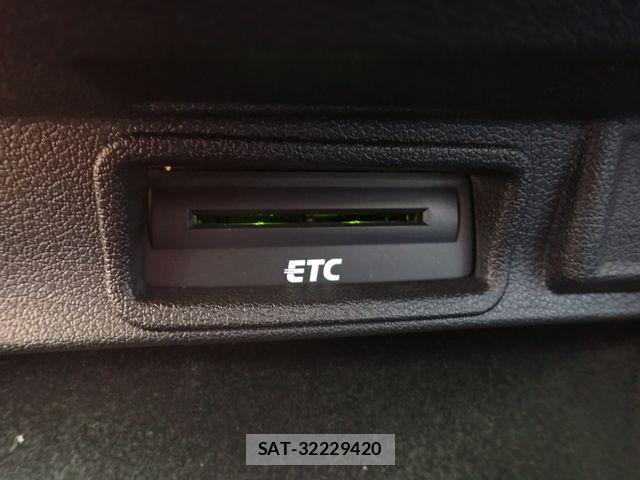 Audi Q3 2013-12 7720967-24