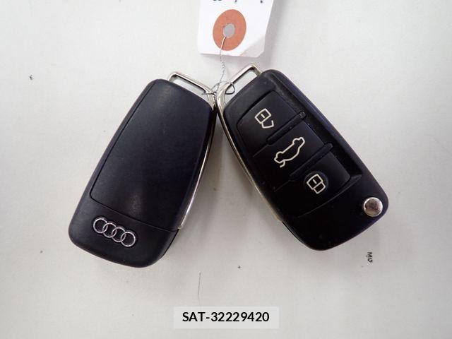 Audi Q3 2013-12 7720967-25