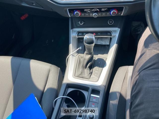 Audi Q3 2024-04 7720973-17