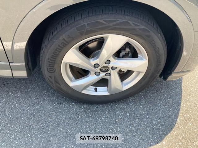 Audi Q3 2024-04 7720973-4
