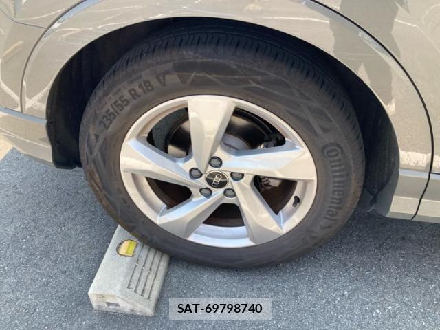 Audi Q3 2024-04 7720973-5