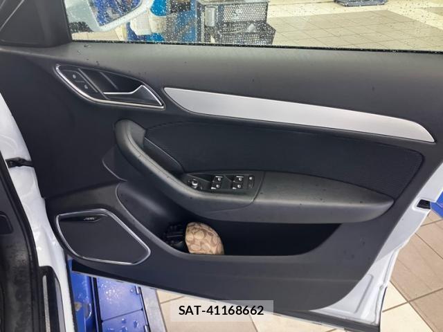 Audi Q3 2012-11 7875355-14