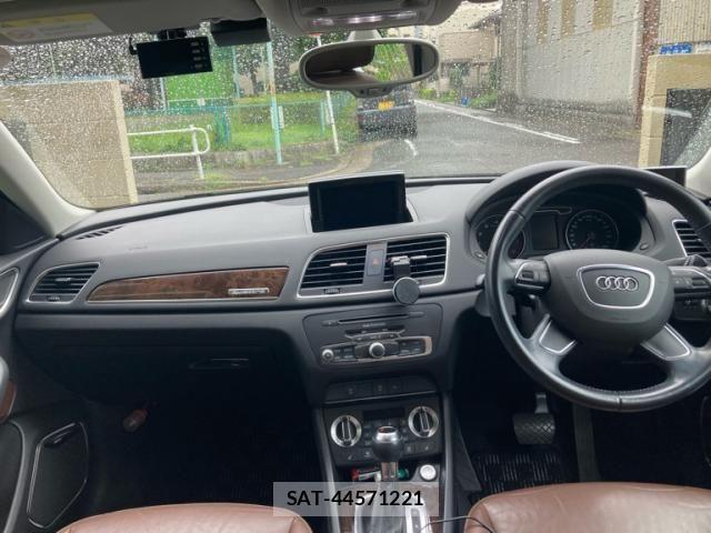Audi Q3 2012-09 7875357-12