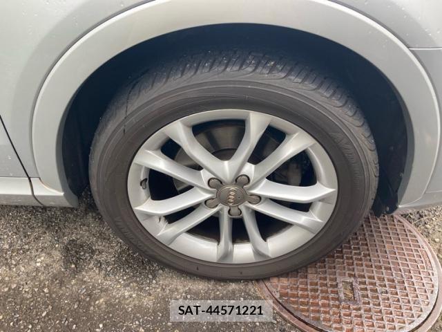 Audi Q3 2012-09 7875357-4