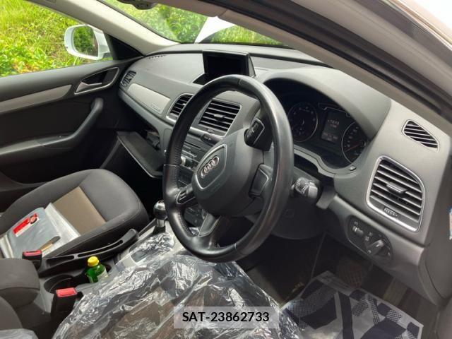 Audi Q3 2013-10 7875356-13