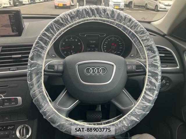 Audi Q3 2012-05 7875358-18