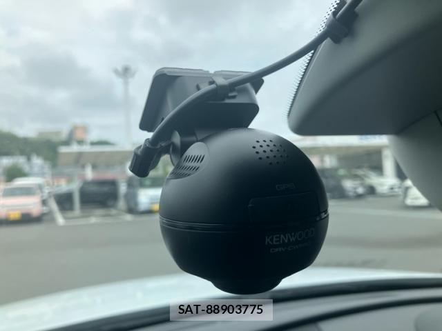 Audi Q3 2012-05 7875358-26