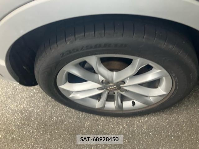 Audi Q3 2013-07 7960564-3