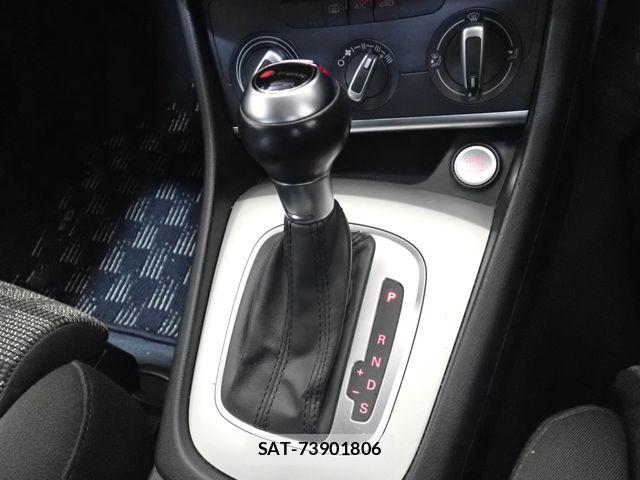 Audi Q3 2015-07 7960324-14