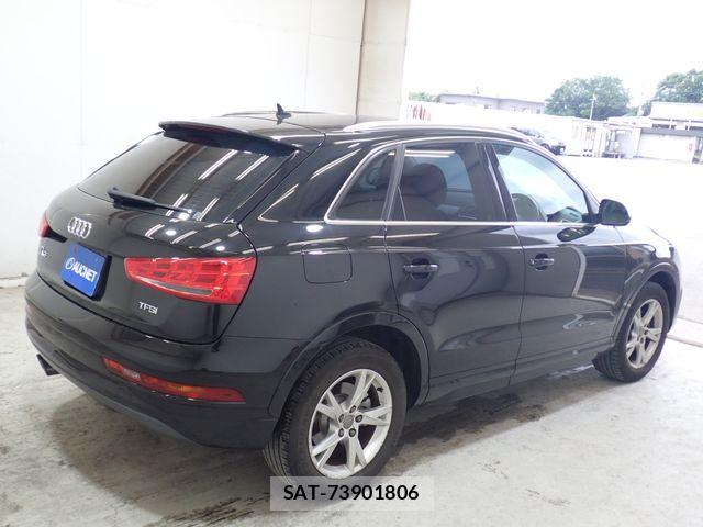 Audi Q3 2015-07 7960324-7