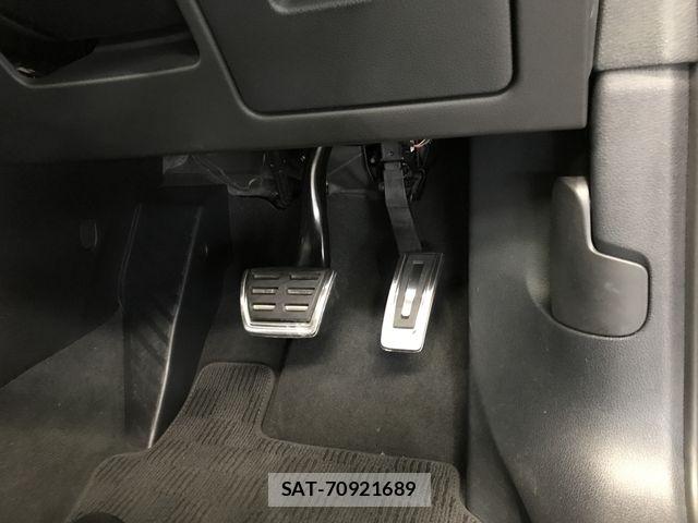 Audi Q3 2023-03 7960325-15