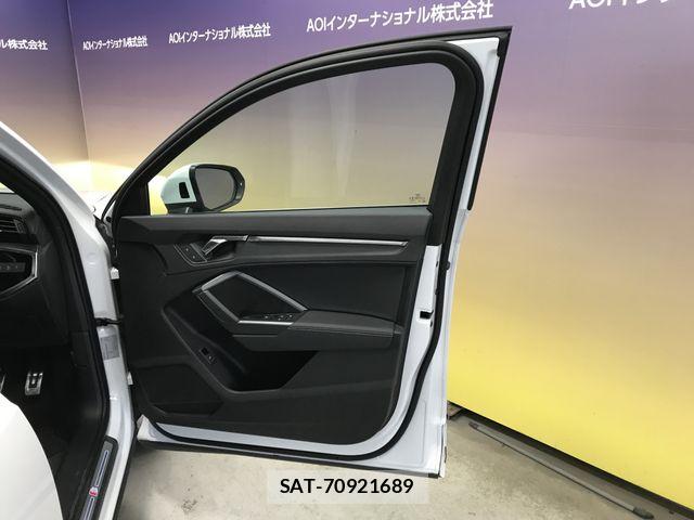 Audi Q3 2023-03 7960325-21