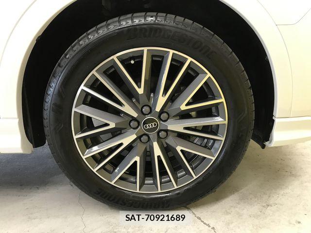 Audi Q3 2023-03 7960325-27