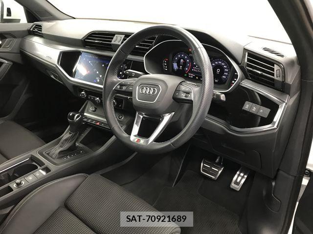 Audi Q3 2023-03 7960325-7