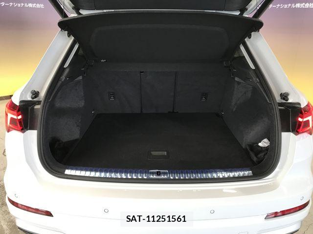Audi Q3 2024-03 7960562-13