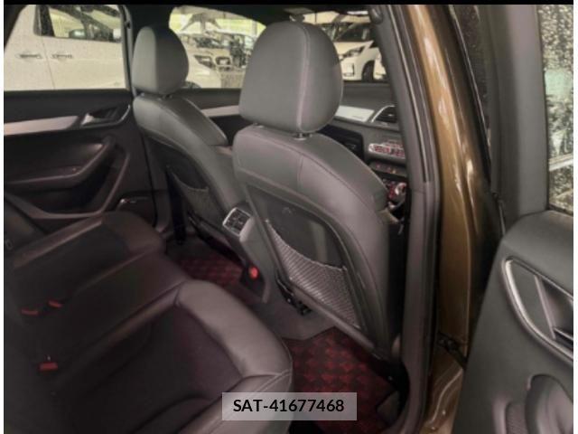 Audi Q3 2013-07 7978557-3