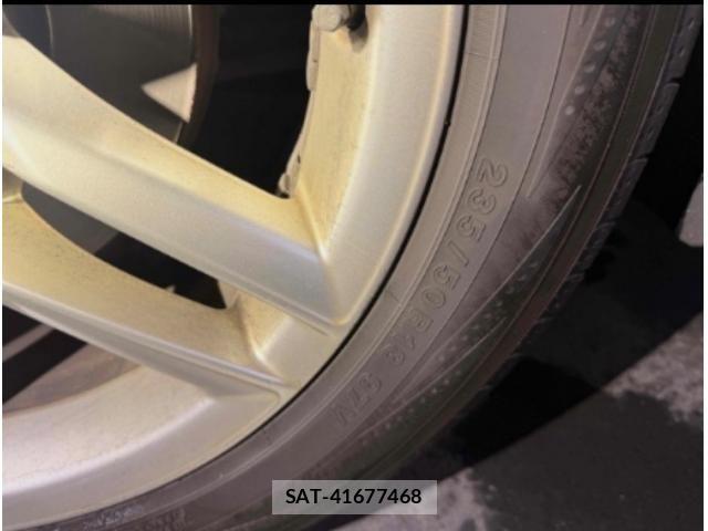 Audi Q3 2013-07 7978557-7