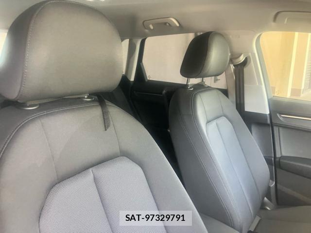 Audi Q3 2023-09 8034470-13