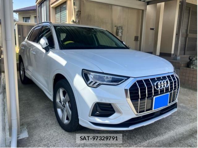 Audi Q3 2023-09 8034470-1