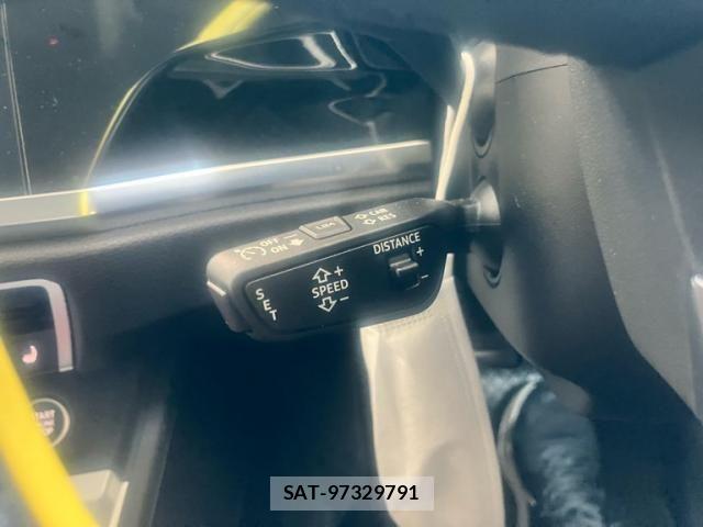 Audi Q3 2023-09 8034470-19