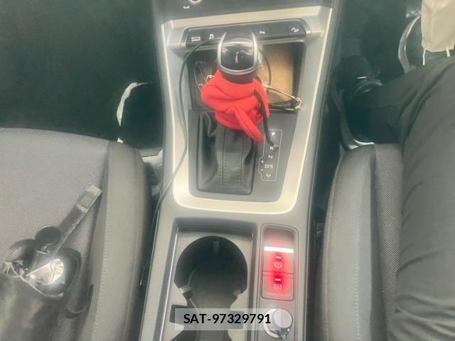 Audi Q3 2023-09 8034470-21