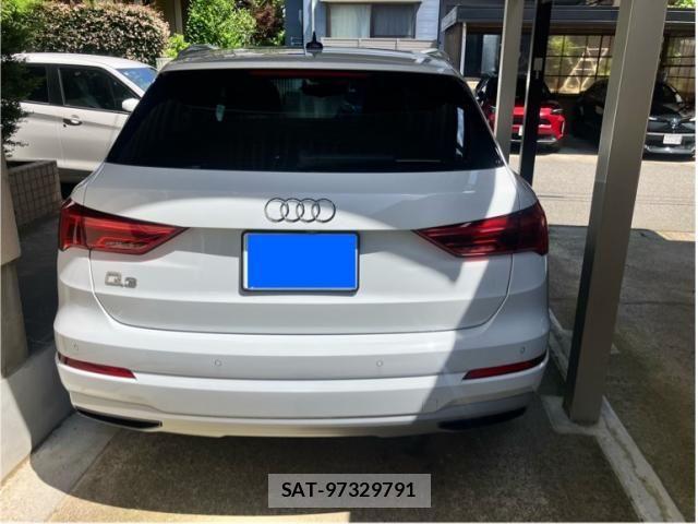 Audi Q3 2023-09 8034470-3