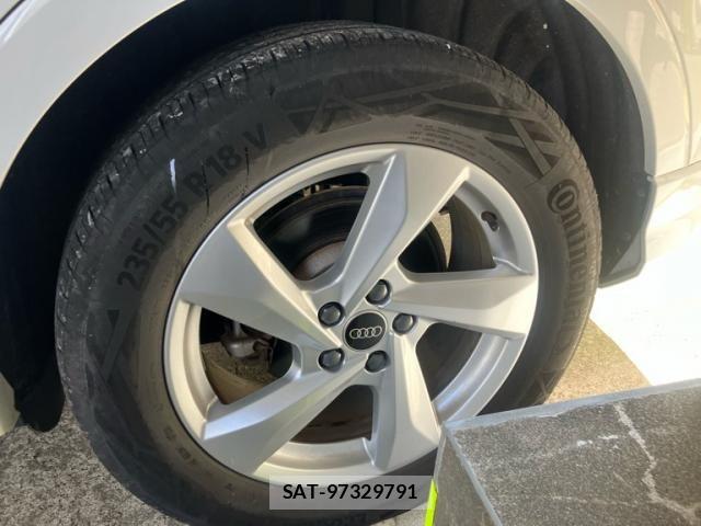 Audi Q3 2023-09 8034470-7