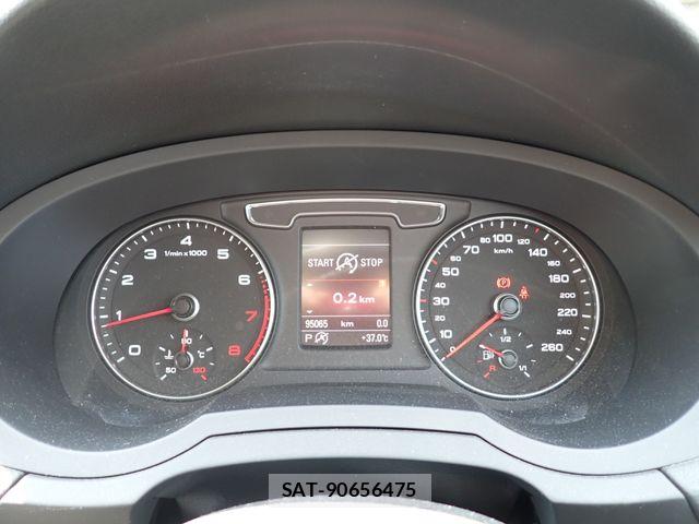 Audi Q3 2015-07 8072910-9