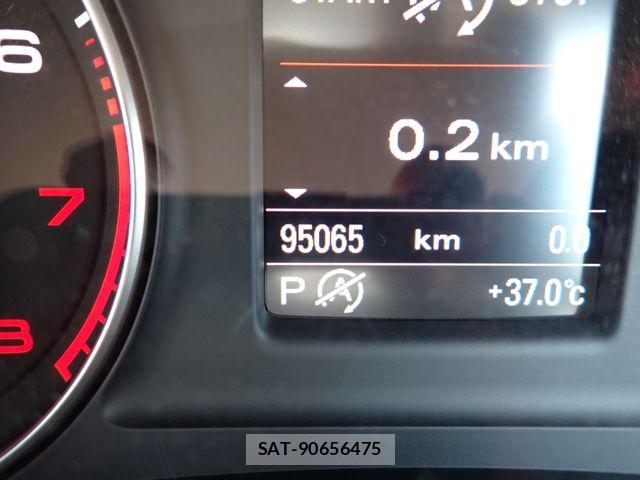 Audi Q3 2015-07 8072910-10