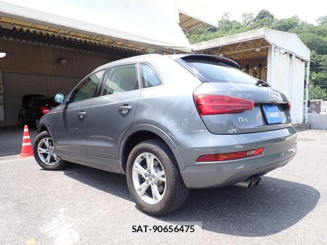 Audi Q3 2015-07 8072910-2