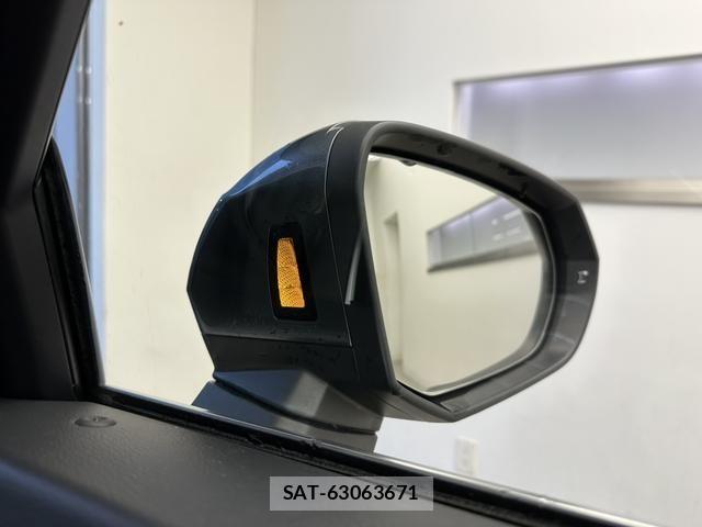 Audi Q3 2024-08 8072911-9