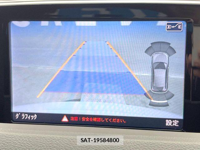 Audi Q3 2018-10 8072913-7