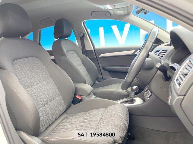 Audi Q3 2018-10 8072913-8