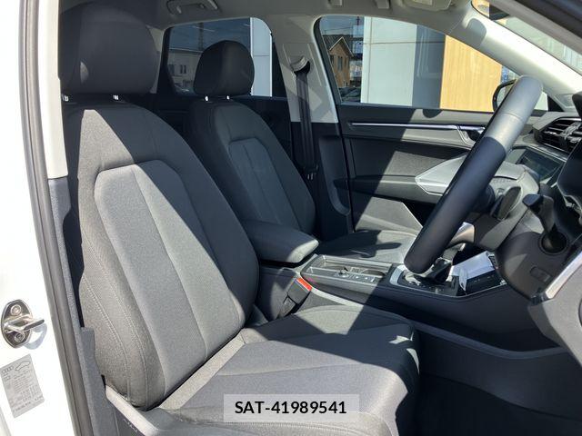 Audi Q3 2021-11 8072912-10