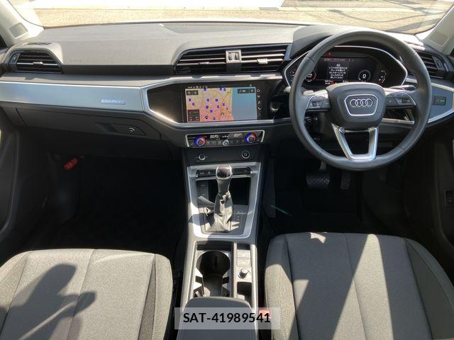 Audi Q3 2021-11 8072912-1