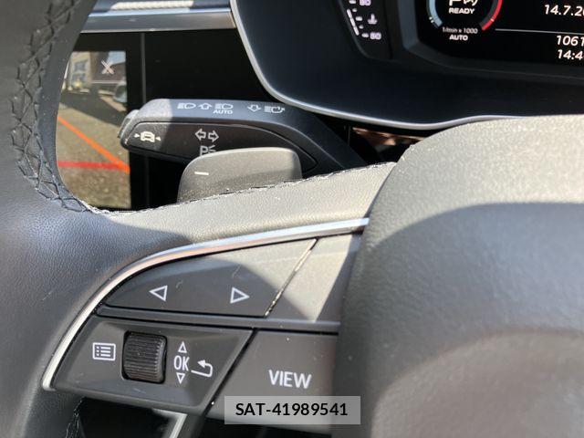 Audi Q3 2021-11 8072912-23