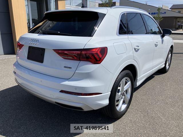 Audi Q3 2021-11 8072912-2