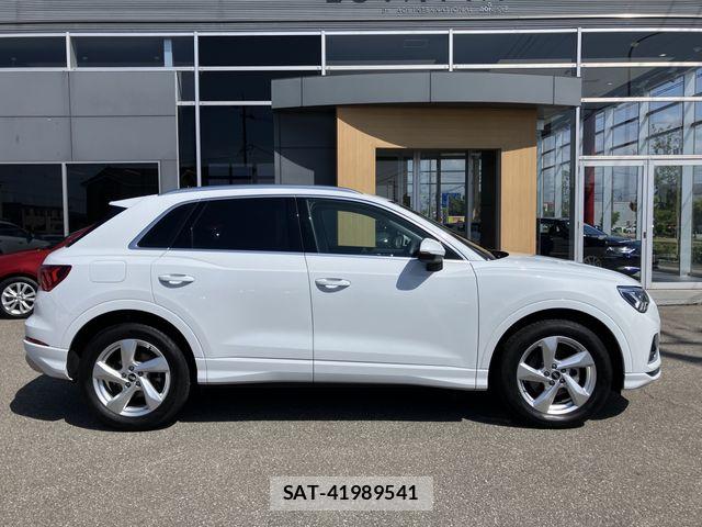 Audi Q3 2021-11 8072912-5