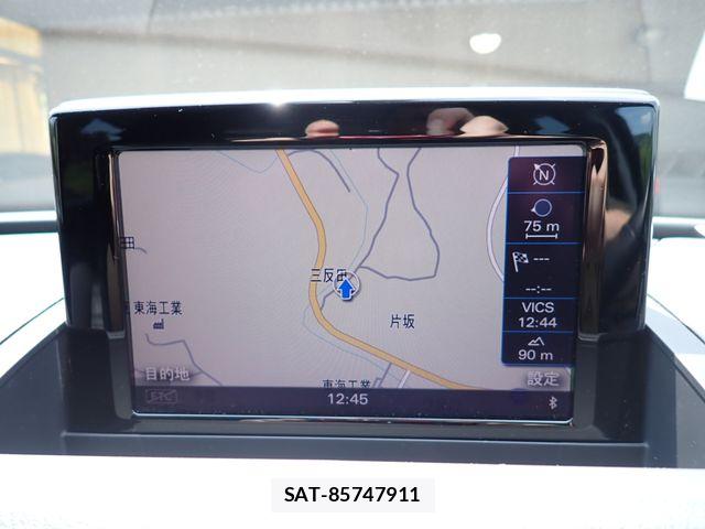 Audi Q3 2015-07 8072909-11