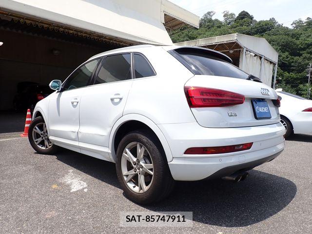 Audi Q3 2015-07 8072909-2