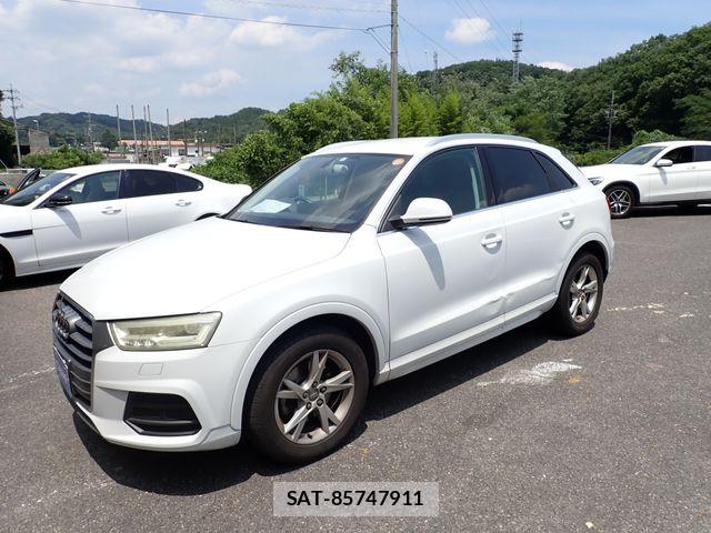 Audi Q3 2015-07 8072909-5