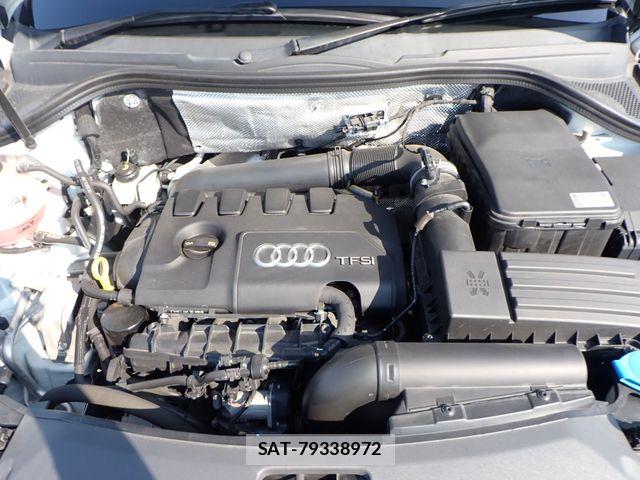 Audi Q3 2014-02 8072908-25