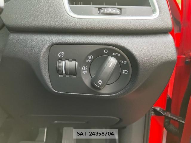Audi Q3 2015-03 8098067-17
